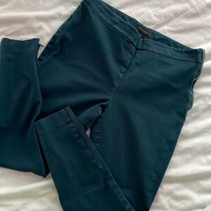 Ann Taylor cropped skinny ankle pants size 8